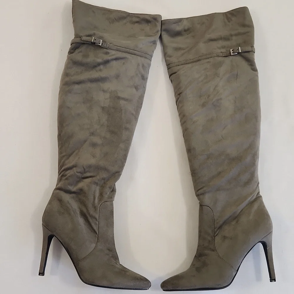 Chinese Laundry Heather Gray Over Knee Stiletto Heel Boots. Size 8.5